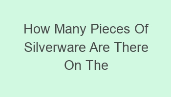 how many pieces of silverware are there on the shelf 101458