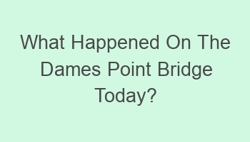 what happened on the dames point bridge today 109159